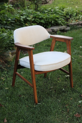 Reupholstered white mid century Paoli chair